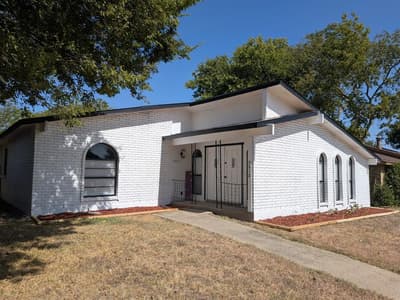 9015 High Plain Lane, Dallas TX 75249 - Photo 5