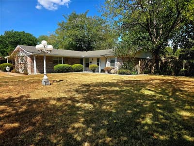 272 Palomino Drive, Saginaw TX 76179