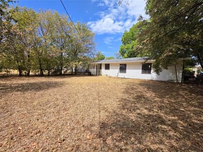 4424 Littlejohn Avenue, Fort Worth TX 76105 - Photo 2
