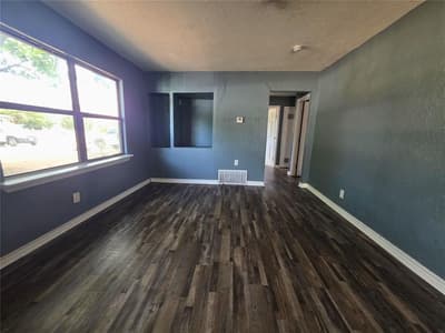 4424 Littlejohn Avenue, Fort Worth TX 76105 - Photo 5