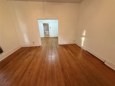 1410 Circle Park Boulevard, Fort Worth TX 76164 - Photo 2