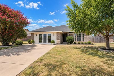 203 Knight Lane, Waco TX 76705 - Photo 3