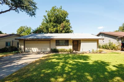 2919 Bergen Lane, Farmers Branch TX 75234