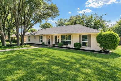 4441 Cartagena Drive, Fort Worth TX 76133 - Photo 2