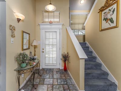 2702 Stratford Court, Euless TX 76039 - Photo 3