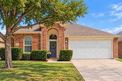8713 Wagon Trail, Cross Roads TX 76227