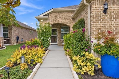 9513 Dusky Trail, McKinney TX 75071 - Photo 2