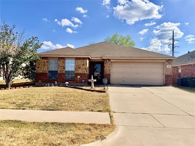 7028 Seton Hall Drive, Fort Worth TX 76120