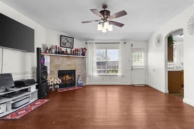 300 Comiskey Court, Saginaw TX 76179 - Photo 5