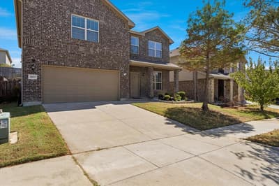 3413 Seaside Drive, Denton TX 76208 - Photo 3