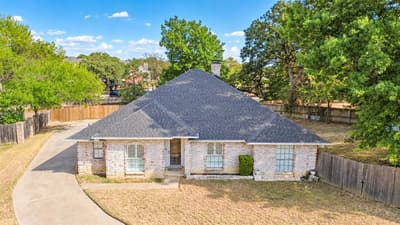 301 Morrison Court, Euless TX 76039 - Photo 3