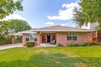 9005 Lanshire Drive, Dallas TX 75238 - Photo 2
