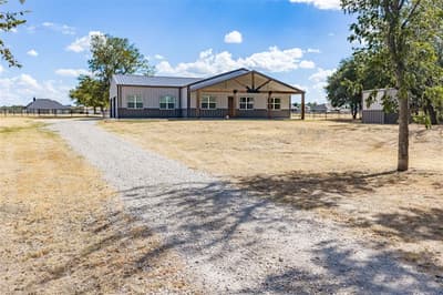 1123 Paradise Parkway, Poolville TX 76487 - Photo 3