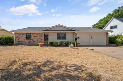 3504 Carriage Hill Drive, Forest Hill TX 76140