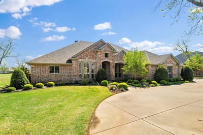5609 Flagstick Drive, Granbury TX 76049 - Photo 4