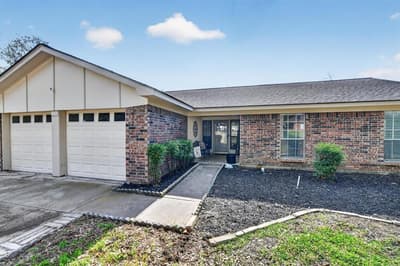 6724 Bartay Drive, North Richland Hills TX 76182 - Photo 3