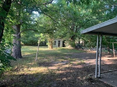 611 E 10th Street, Bonham TX 75418 - Photo 2