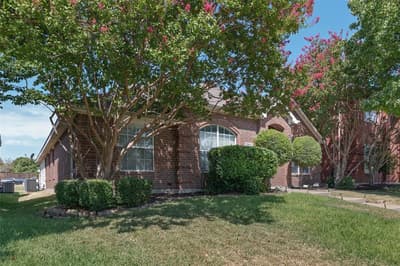 307 Trailwood Drive, Allen TX 75002 - Photo 2