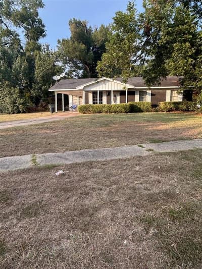 745 Kingridge Place, Shreveport LA 71108