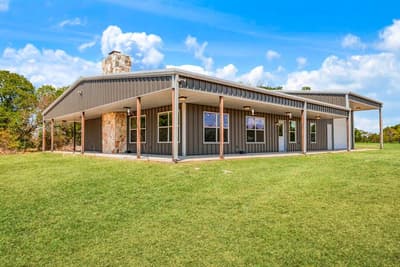 2078 Farm Road 2122, Roxton TX 75477