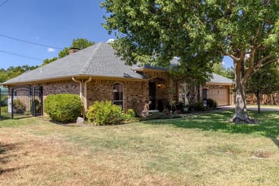 1200 April Drive, Sulphur Springs TX 75482 - Photo 2