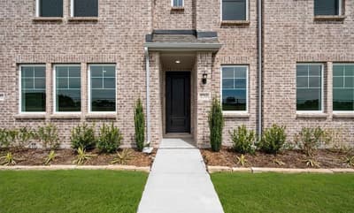 5733 Lakeview Drive, Watauga TX 76148 - Photo 2