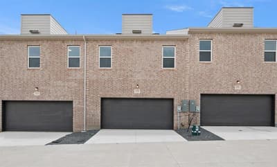 5725 Lakeview Drive, Watauga TX 76148 - Photo 3