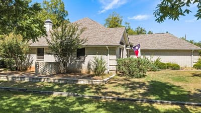 9008 Magnolia Vale Drive, Granbury TX 76049