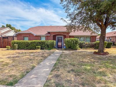 333 S Cannady Drive, Cedar Hill TX 75104