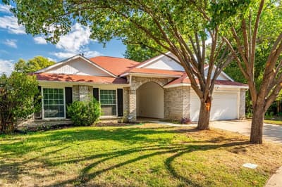 7016 Fall Creek Court, Watauga TX 76148 - Photo 2