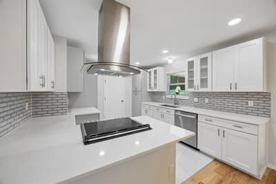 947 E Oakdale Road, Irving TX 75060 - Photo 4