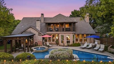 904 Hills Creek Drive, McKinney TX 75072 - Photo 2