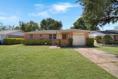 2604 Globe Avenue, Dallas TX 75228