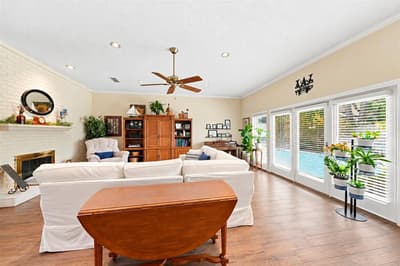 1834 Rhinevalley Drive, Arlington TX 76012 - Photo 5