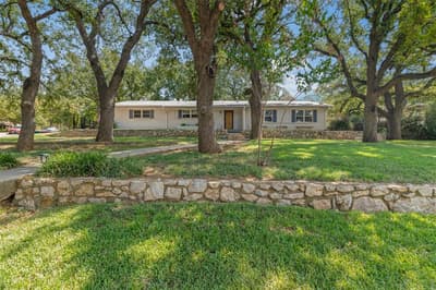 1800 Emerson Lane, Denton TX 76209