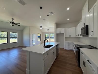1033 Salvation Drive, Weatherford TX 76088 - Photo 2