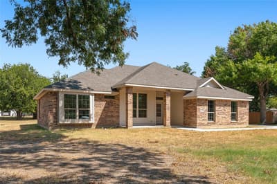 1203 Anthony, Gainesville TX 76240 - Photo 2
