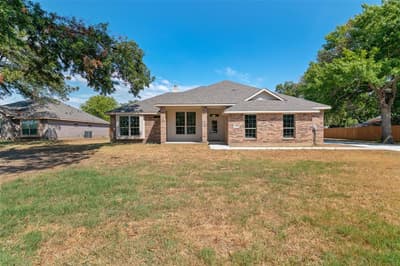 1203 Anthony, Gainesville TX 76240
