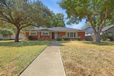618 Bellevue Drive, Cleburne TX 76033 - Photo 2