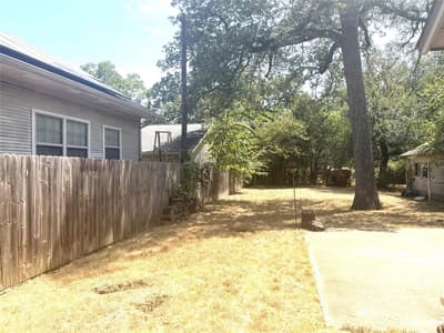 2336 Carnation Avenue, Fort Worth TX 76111 - Photo 3