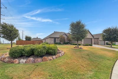 3712 Ann Arbor Lane, Denton TX 76207 - Photo 2
