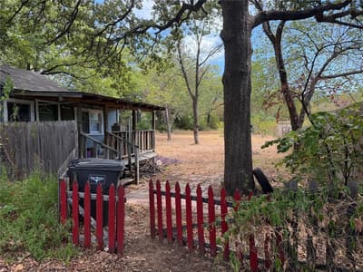 2813 Milam Street, Fort Worth TX 76112 - Photo 2