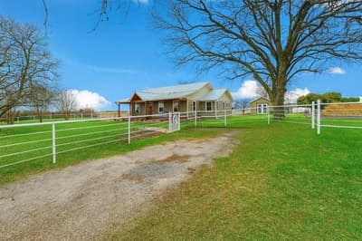 2196 Bledsoe Road, Gunter TX 75058 - Photo 2