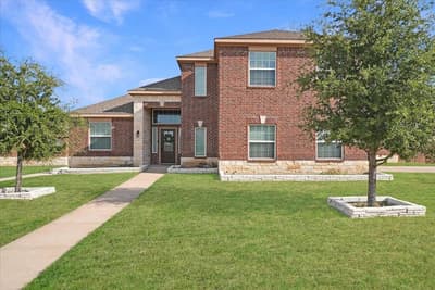 717 Milas Lane, Glenn Heights TX 75154 - Photo 4
