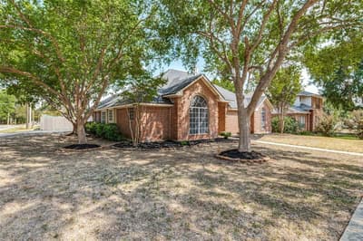 701 Carlisle Court, Lake Dallas TX 75065 - Photo 2