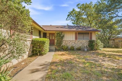 4017 Dakota Trail, Granbury TX 76048 - Photo 2