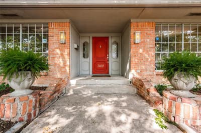 7407 Meadow Oaks Drive, Dallas TX 75230 - Photo 2