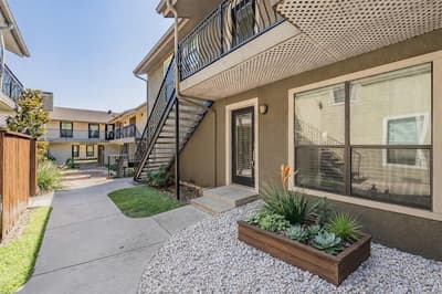 5816 Birchbrook Drive # 124, Dallas TX 75206