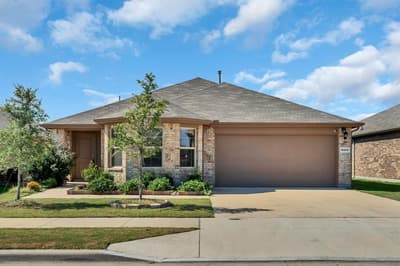 16617 Porterfield Lane, Justin TX 76247