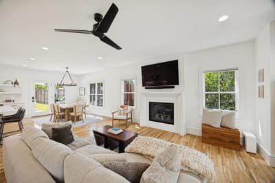 8600 Forest Hills Boulevard, Dallas TX 75218 - Photo 5